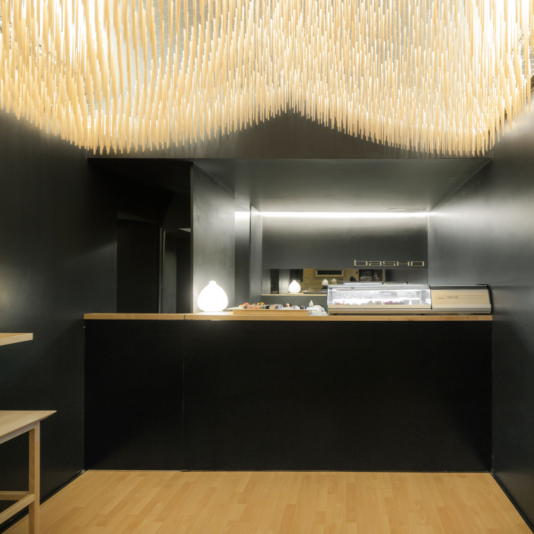 Basho Sushi House, PAULO MERLINI ARCHITECTS PAULO MERLINI ARCHITECTS 상업공간 레스토랑