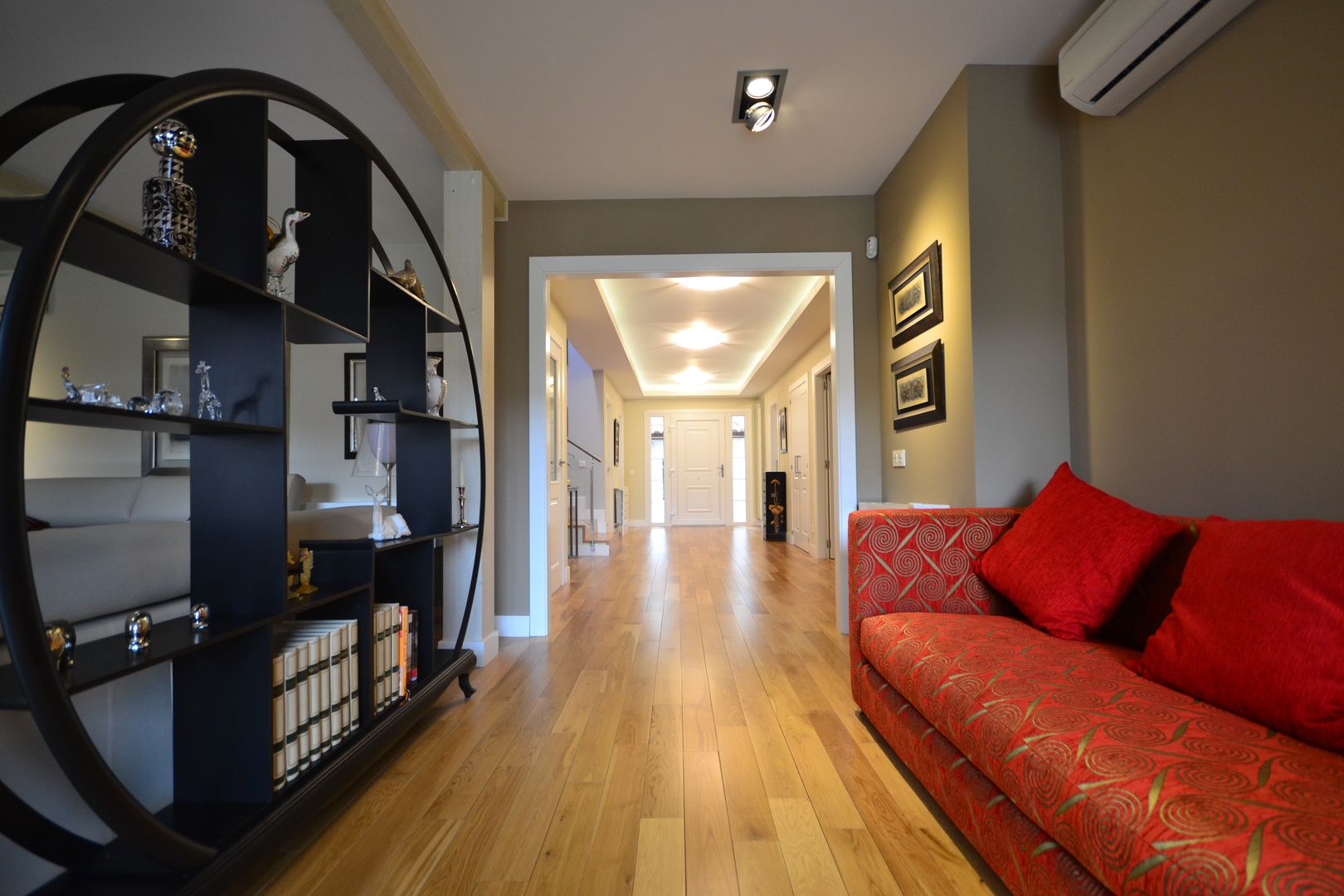 Casa Rústica en Ciudad Real, Canexel Canexel Eclectic style corridor, hallway & stairs