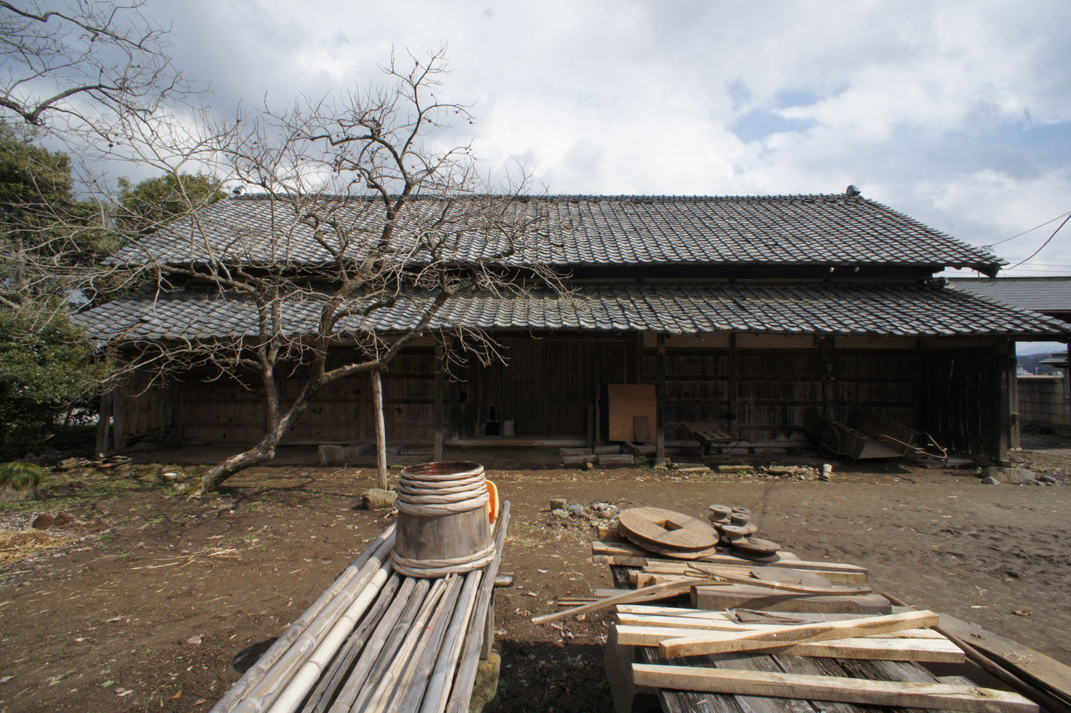 築100年を超える雨屋の改修, STUDIO POH STUDIO POH