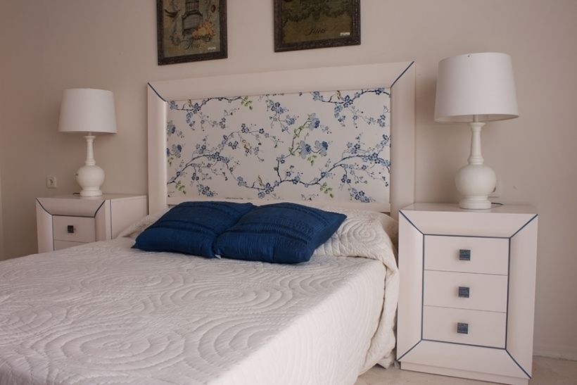 Muestrario de muebles para el hogar, Muebles Sarria Muebles Sarria Colonial style bedroom Beds & headboards