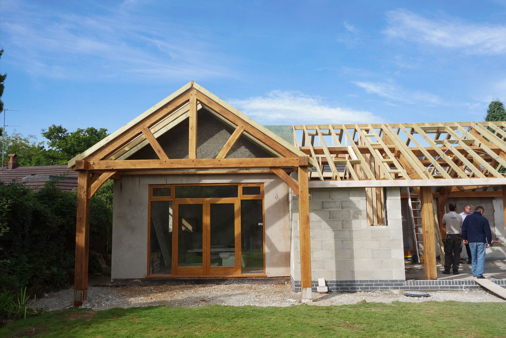 Oak Timber Frame House Extension, Gatley, Cheshire, Manchester, Grant Erskine Architects Grant Erskine Architects Puertas y ventanas de estilo clásico