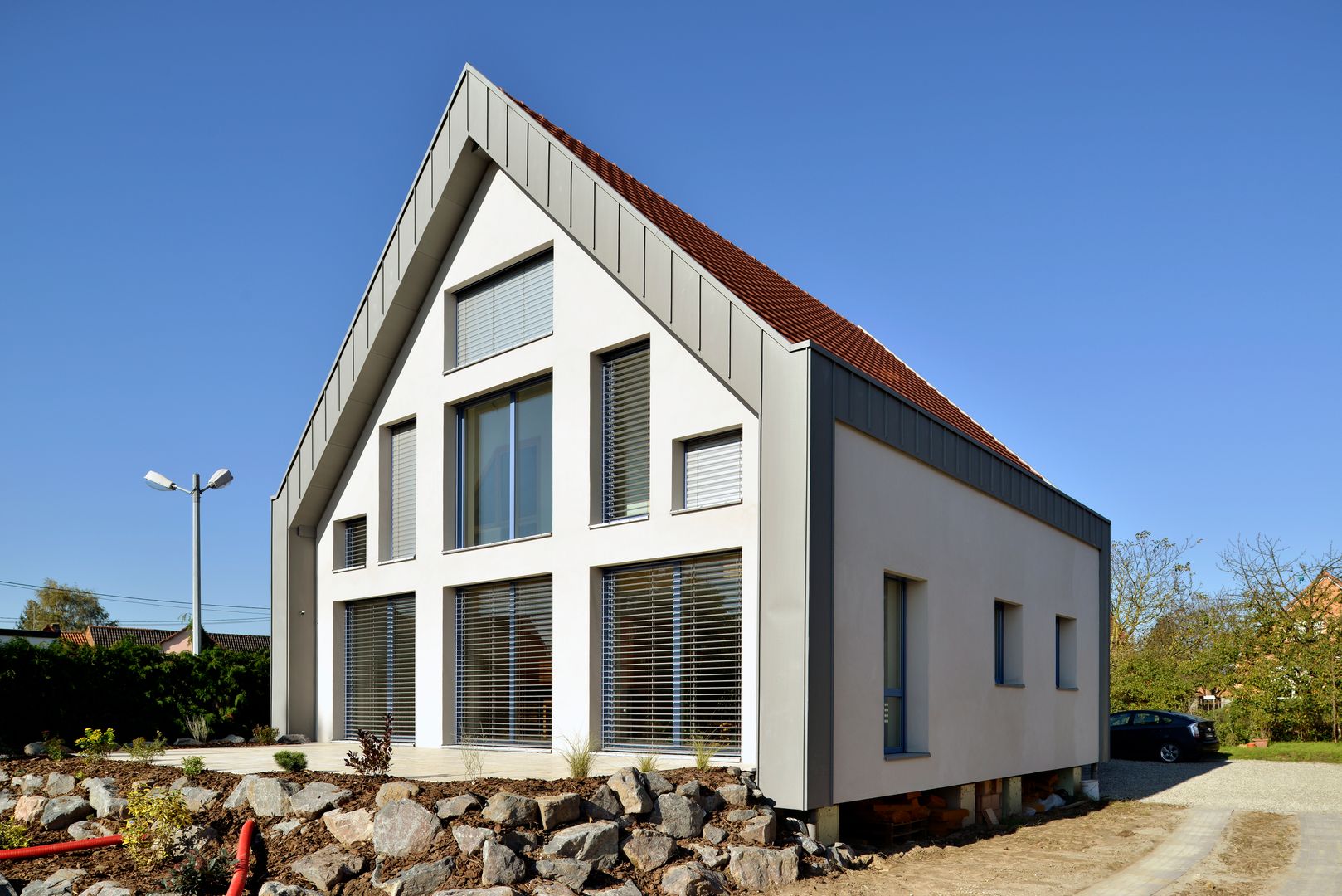 1ère maison Europassive® homify Maisons rurales