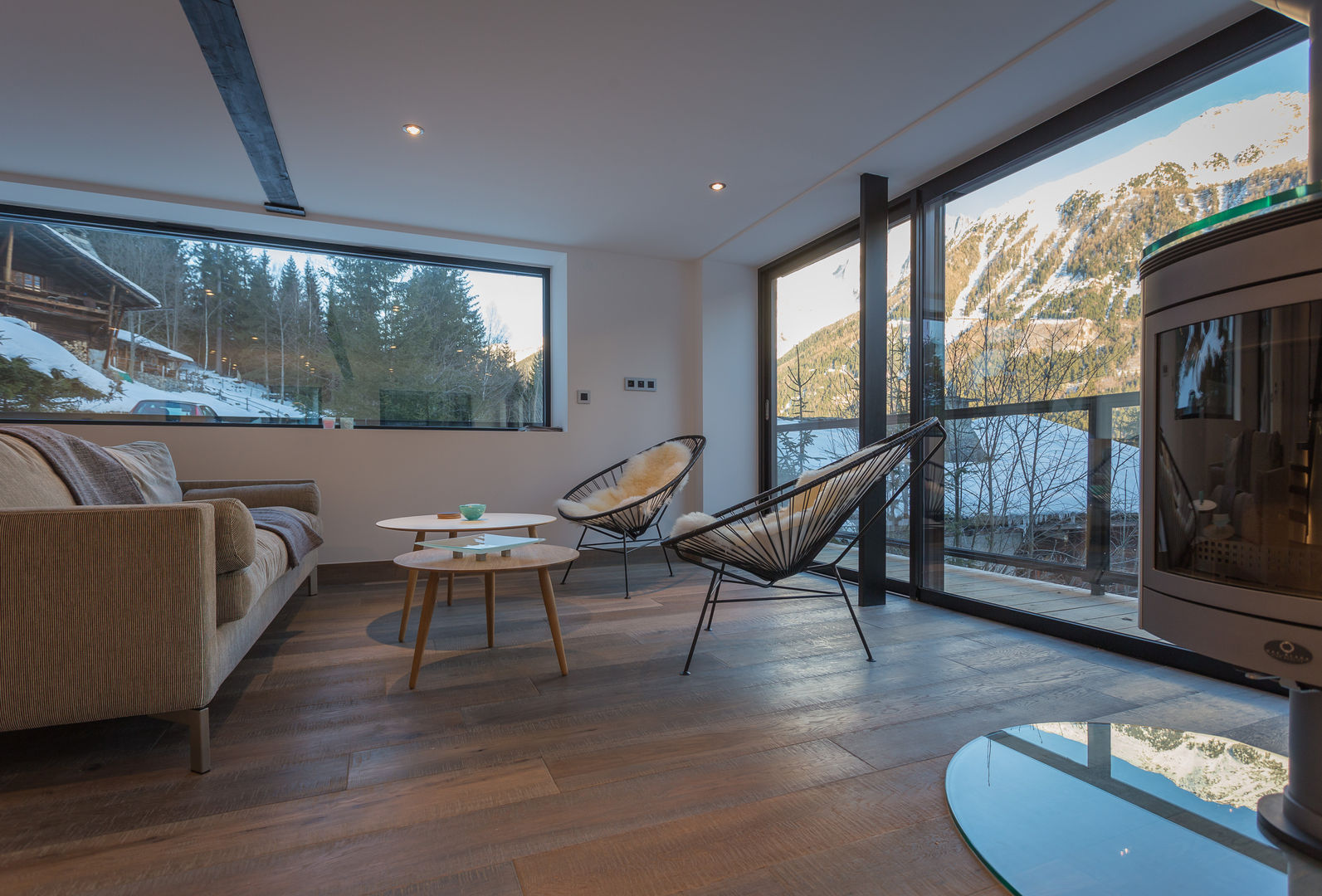 Chalet DAG, Chevallier Architectes Chevallier Architectes モダンデザインの リビング