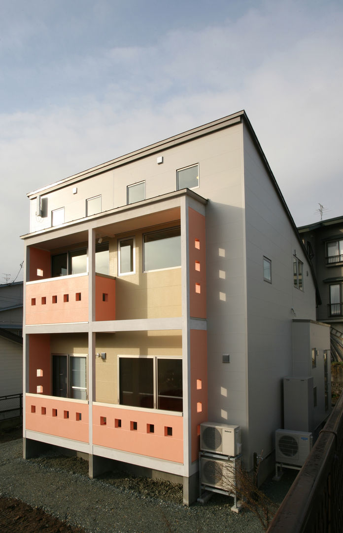 OBANAZAWA STYLE, 吉田設計＋アトリエアジュール 吉田設計＋アトリエアジュール Modern houses