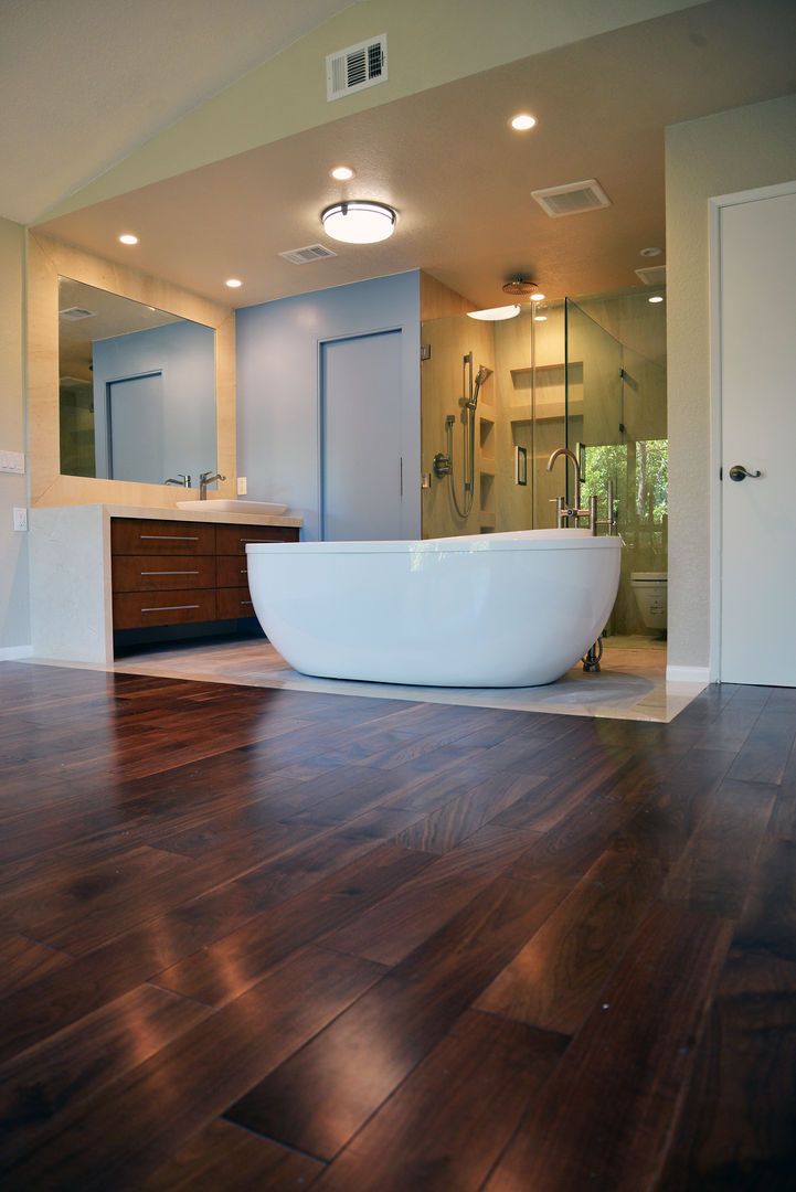 OC Home Decor, Irvine, Orange County 2015 Erika Winters® Design Baños de estilo moderno