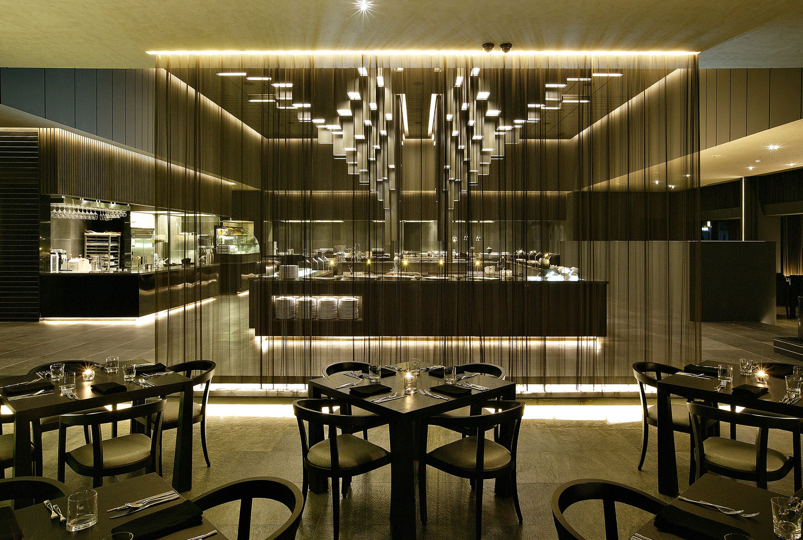 NAMUS BOUTIQUE RESTAURANT CHIHO&PARTNERS Espacios comerciales Restaurantes