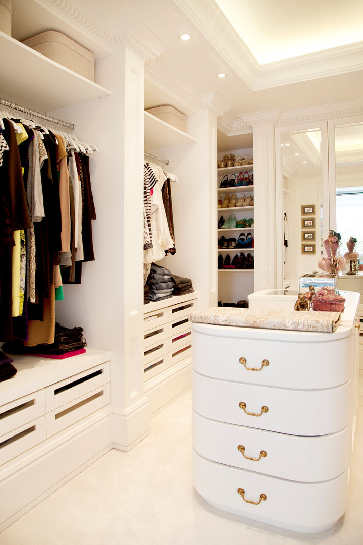 ÇUBUKLU VADİ EVİ, Kerim Çarmıklı İç Mimarlık Kerim Çarmıklı İç Mimarlık Closets