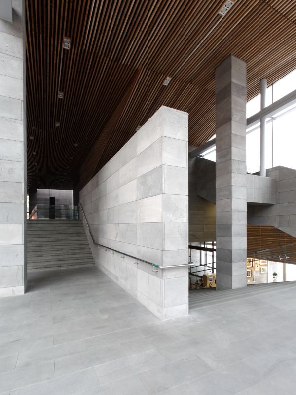 포항 시립미술관 (POMA), ADF Architects ADF Architects Modern Corridor, Hallway and Staircase