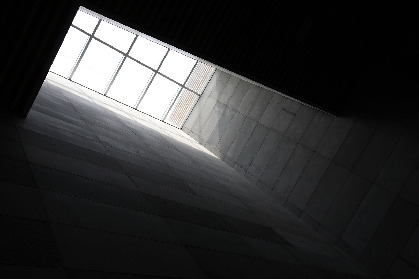 포항 시립미술관 (POMA), ADF Architects ADF Architects 現代風玄關、走廊與階梯