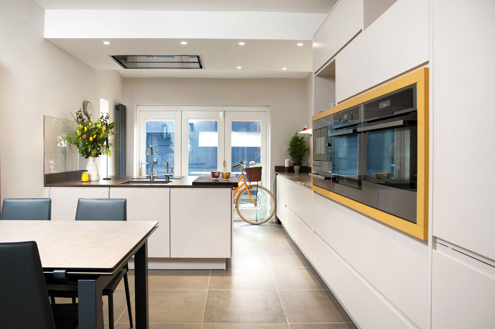 Oaklands Haus12 Interiors Dapur Modern