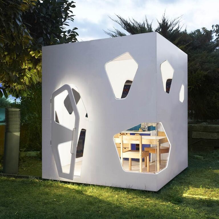 SmartPlayHouse Kyoto Junior Playhouse, Lullabuy Limited Lullabuy Limited Jardin moderne Balançoires et terrains de jeux