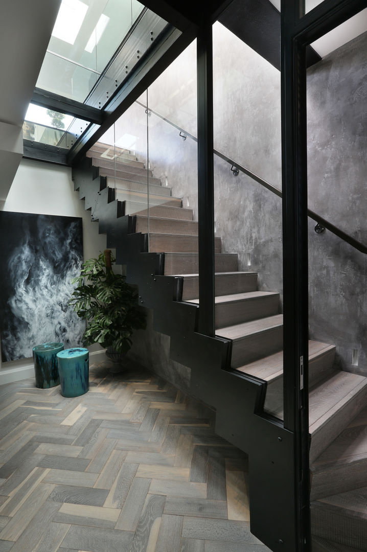 Luxury London penthouse, Alex Maguire Photography Alex Maguire Photography Modern corridor, hallway & stairs