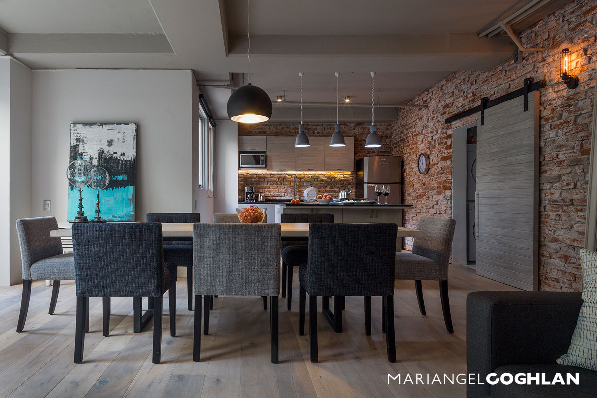 Encinos, MARIANGEL COGHLAN MARIANGEL COGHLAN Industrial style dining room