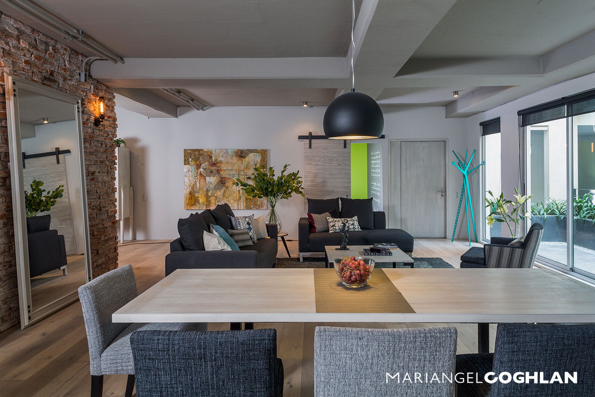 Encinos, MARIANGEL COGHLAN MARIANGEL COGHLAN Industrial style dining room