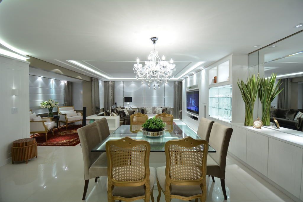 Living classico em tons neutros, marli lima designer de interiores marli lima designer de interiores Ruang Keluarga Klasik