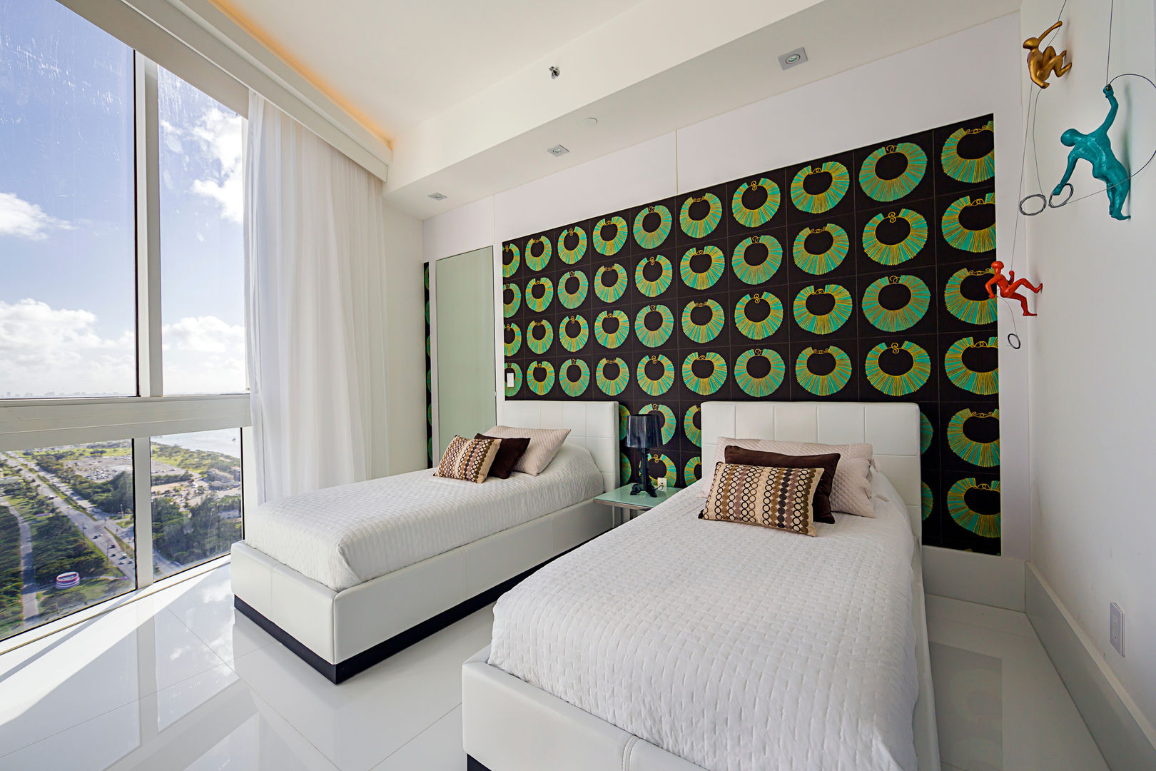 Sunny Isles - Florida - US, Infinity Spaces Infinity Spaces Modern Bedroom