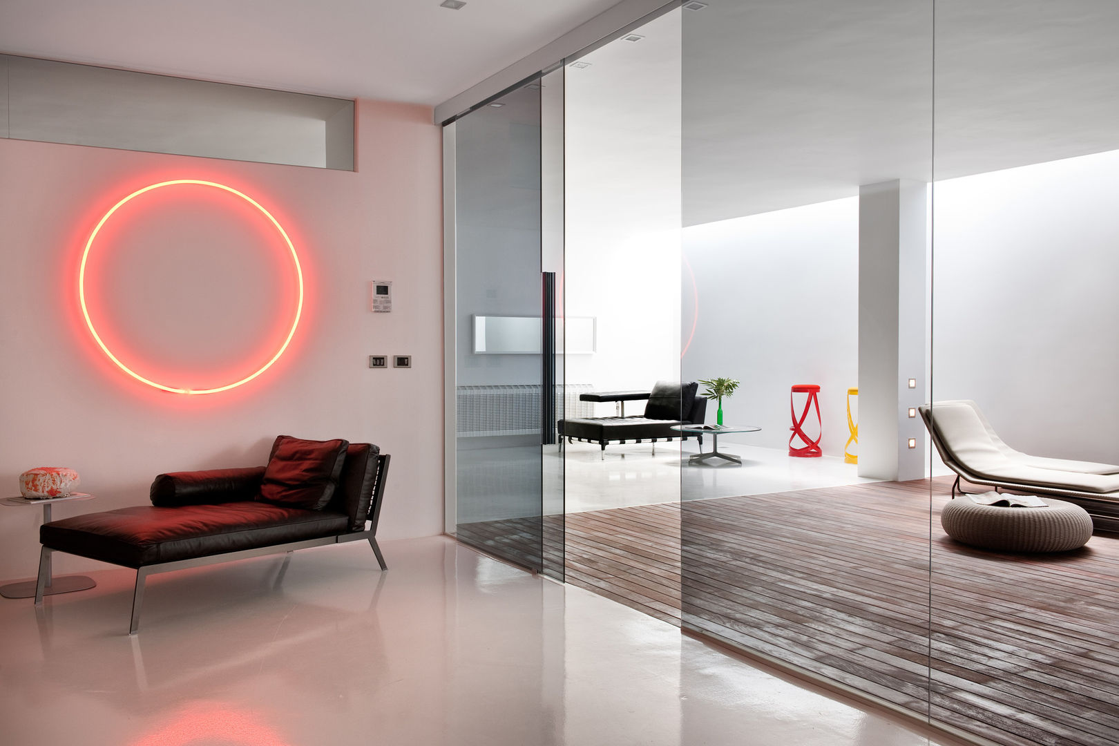 Casas con un estilo minimalista y muy luminosas, MSTUDIO FOTOGRAFIA PUBLICITARIA MSTUDIO FOTOGRAFIA PUBLICITARIA Spa modernos