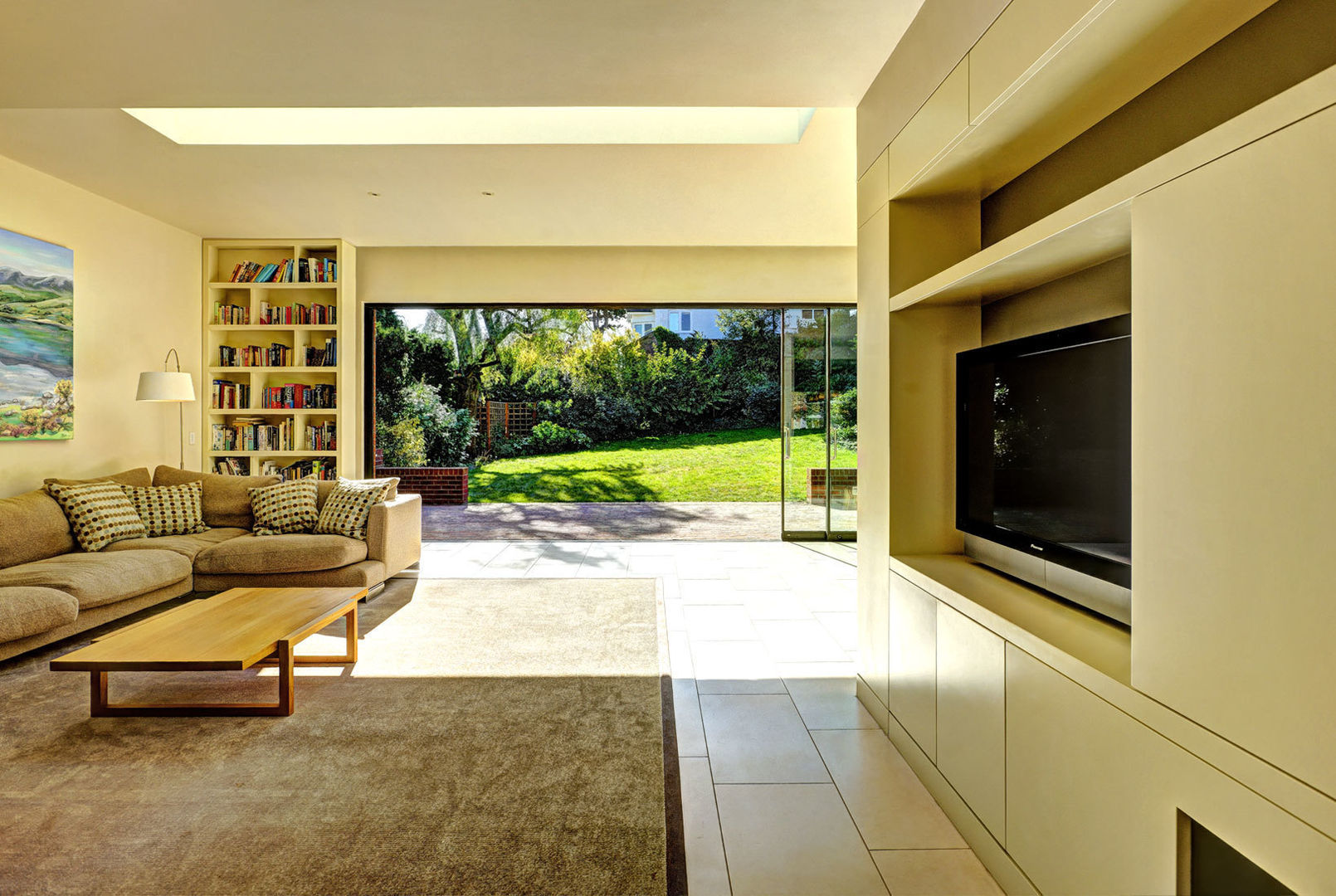 Muswell Hill House - 5 Jonathan Clark Architects Minimalist media room