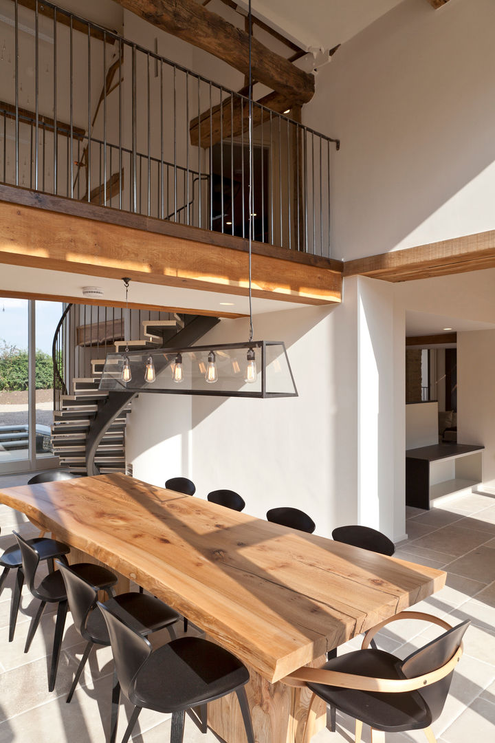 homify Eclectic style dining room