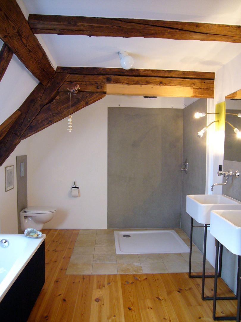 Wohnhaus ET, plan.G [innenarchitekten] plan.G [innenarchitekten] Ванная комната в стиле минимализм