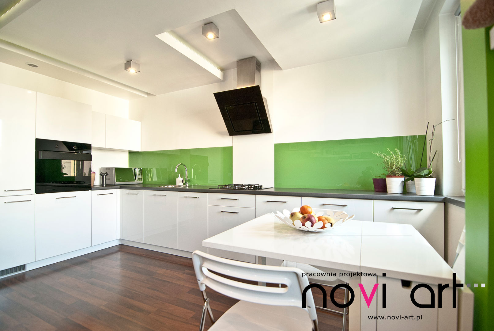 homify Modern kitchen