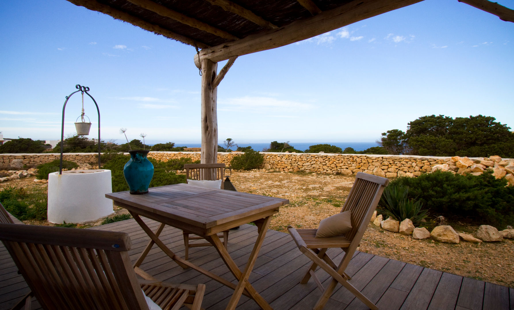 -, xavi requeno xavi requeno Country style balcony, veranda & terrace