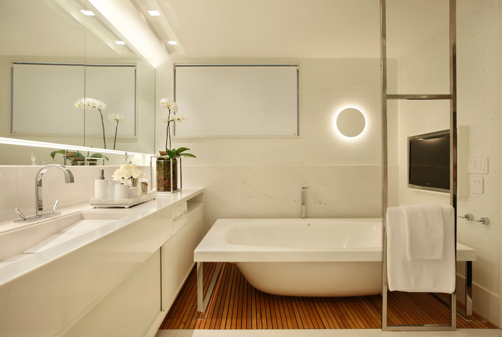 Residência Vieira Souto, Bezamat Arquitetura Bezamat Arquitetura Modern bathroom