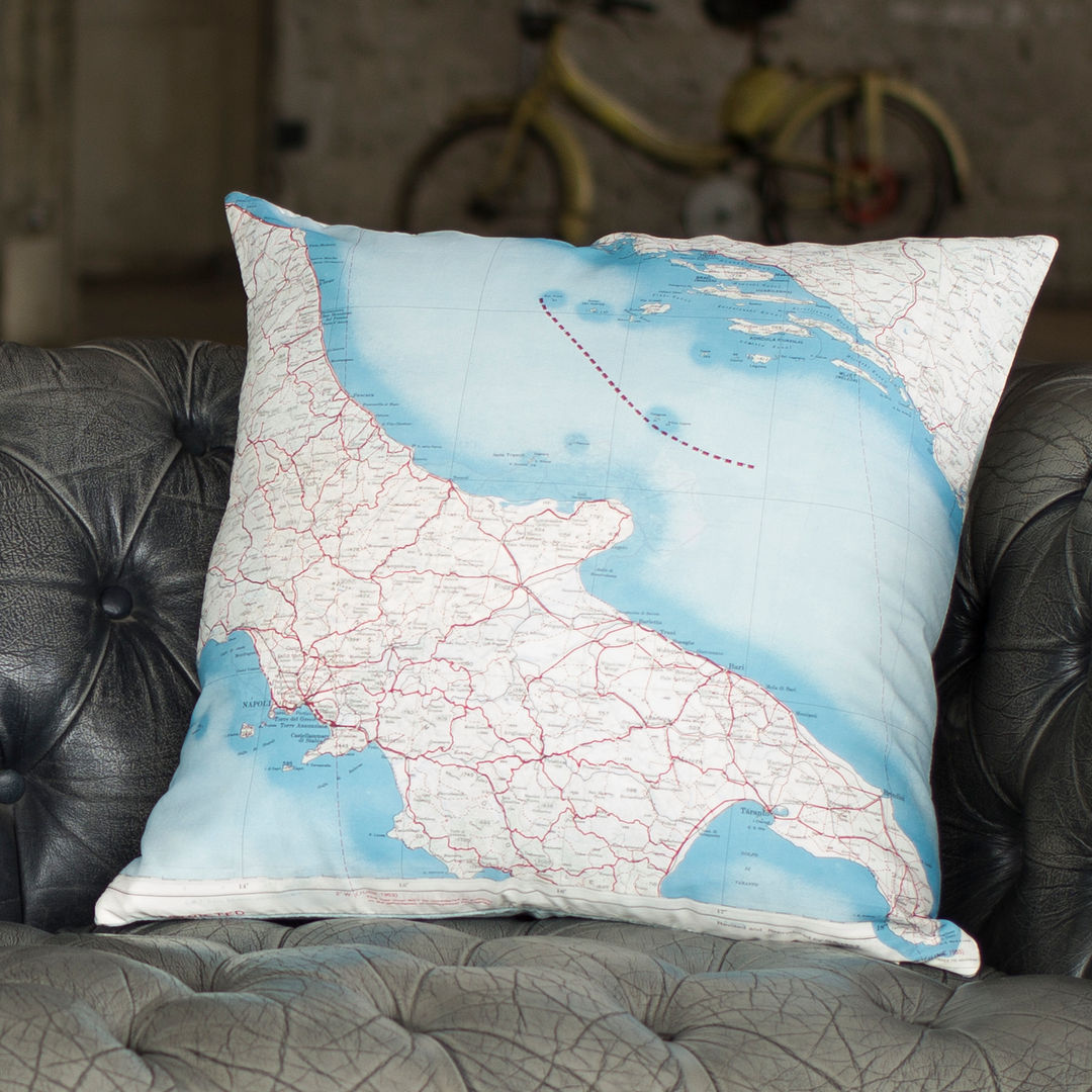 Cushion cover made from genuine vintage escape and evasion silk maps - Italy including Rome Home Front Vintage Salones de estilo industrial Accesorios y decoración