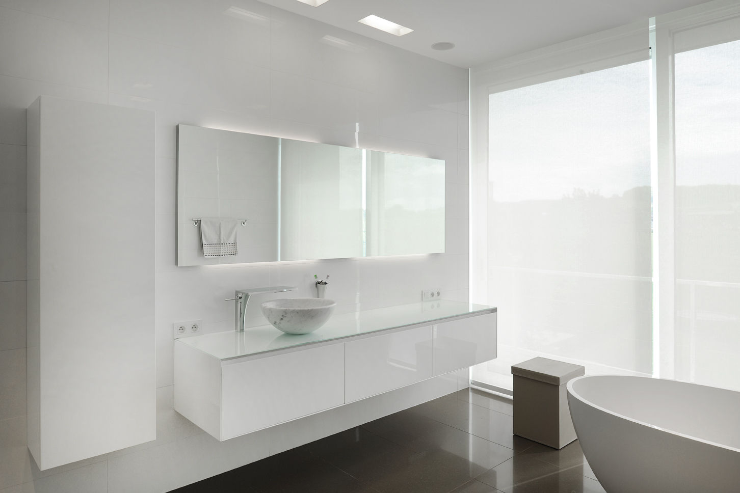 Le cube blanc , Luc Spits Interiors Luc Spits Interiors Minimal style Bathroom