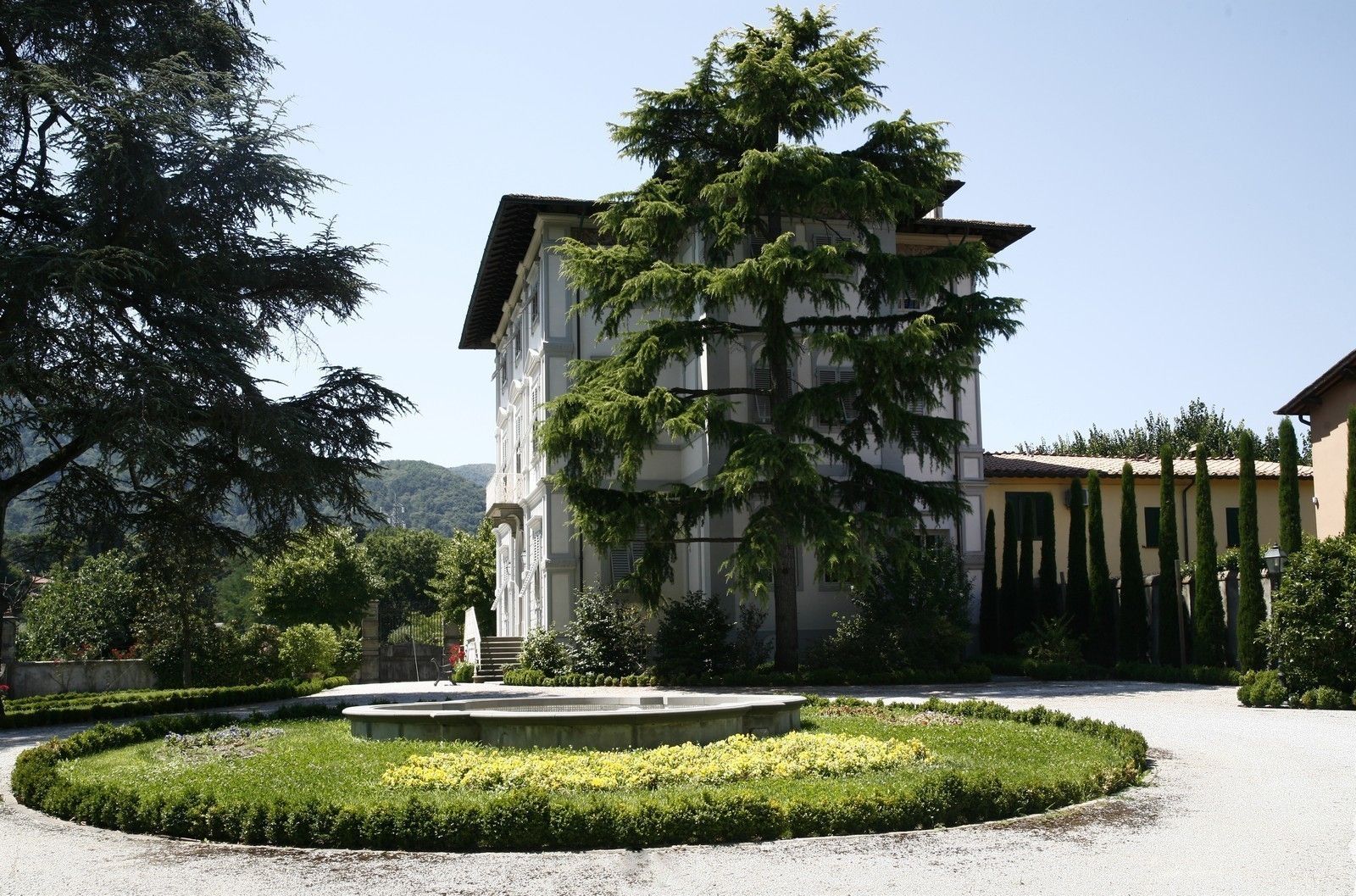 Villa Montuolo, Studio Tecnico Fanucchi Studio Tecnico Fanucchi Giardino classico