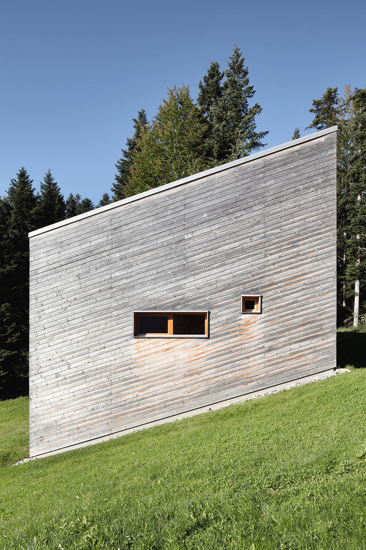 Bienenhus - Ferienhaus in Vorarlberg, Yonder – Architektur und Design Yonder – Architektur und Design Case moderne