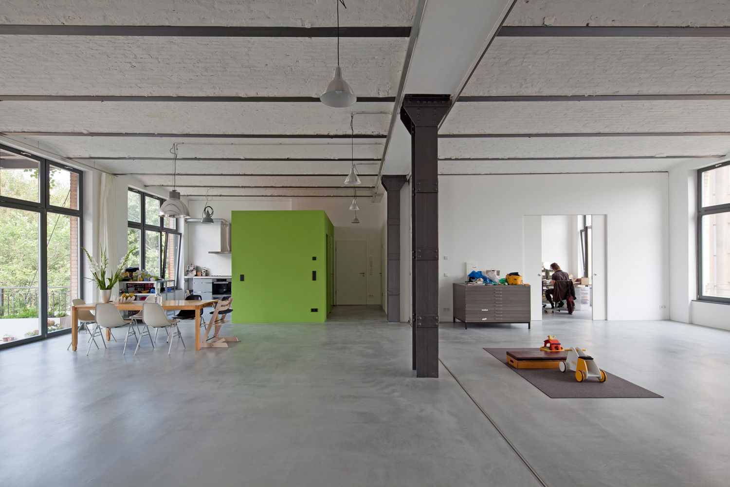 Wohn- und Büroloft, studioinges Architektur und Städtebau studioinges Architektur und Städtebau Salas de estar minimalistas