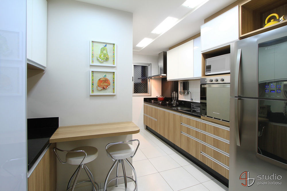 Apartamento Jovem Casal | Campo Grande MS, Camila Tannous Arquitetura & Interiores Camila Tannous Arquitetura & Interiores مطبخ