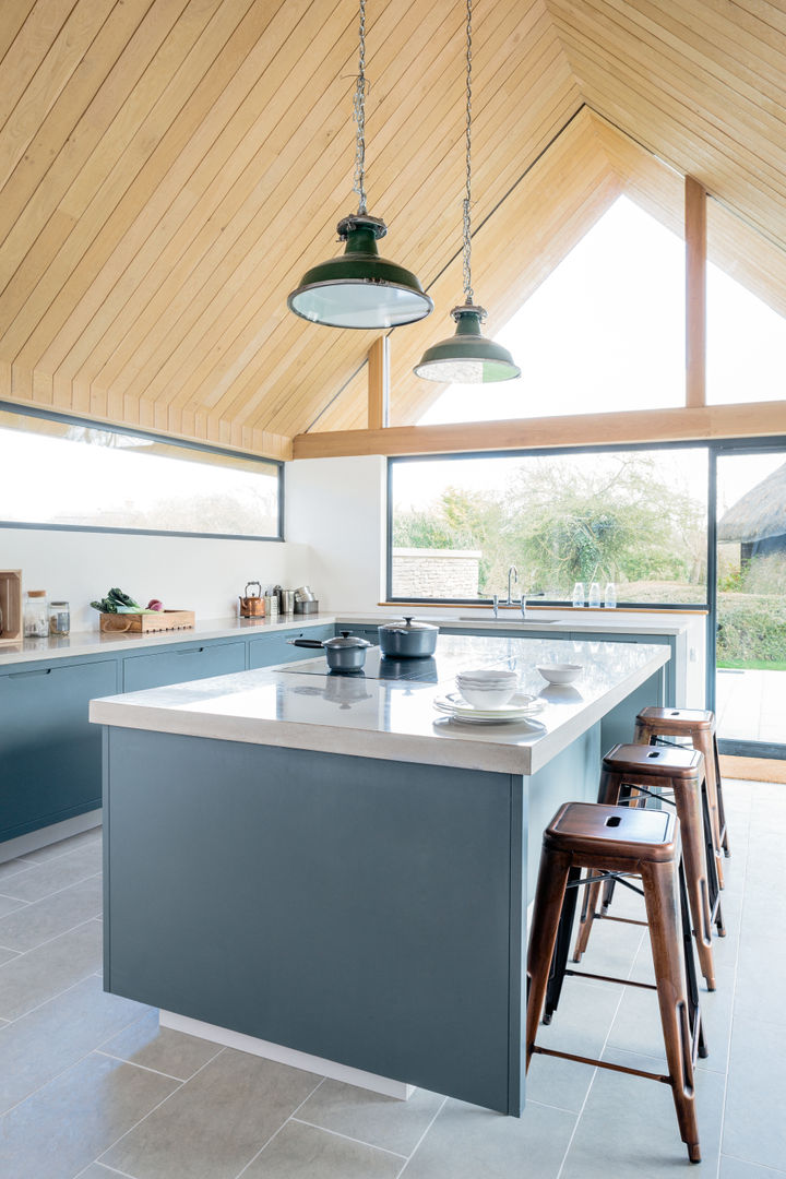 The Vine House homify Cocinas de estilo moderno