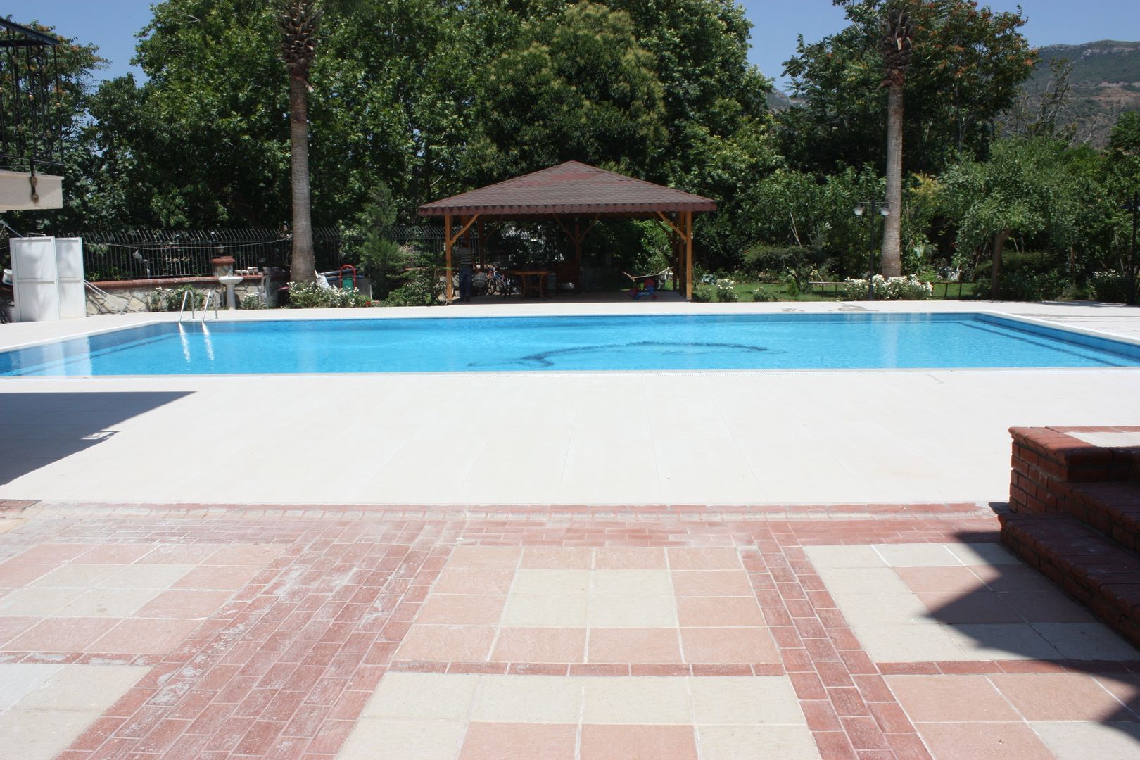 VİLLA-3, AYAYAPITASARIM AYAYAPITASARIM Piscinas de estilo mediterráneo