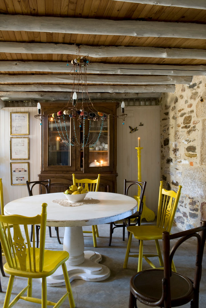 Casa de campo en Galicia Oito Interiores Comedores de estilo moderno