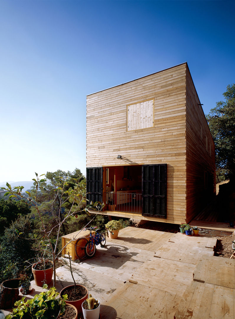 Casa 205, HARQUITECTES HARQUITECTES Houses