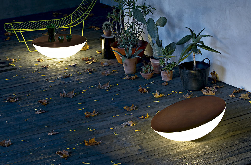 Lámpara Solar Outdoor de Foscarini homify Salas modernas Iluminación