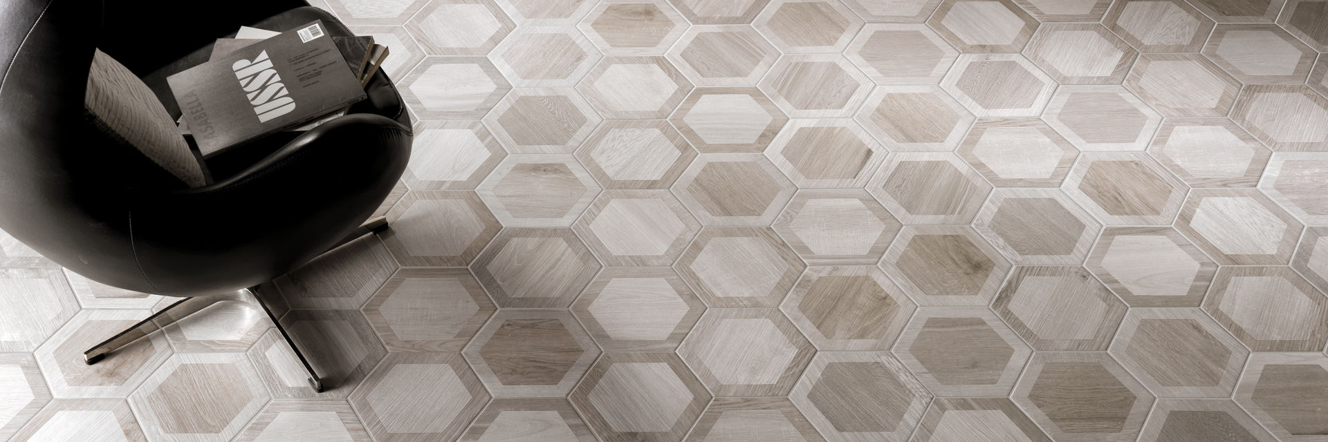 Hexagon Wood, The Baked Tile Company The Baked Tile Company モダンデザインの リビング