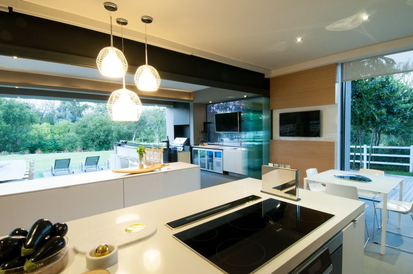 House in Blair Atholl, Nico Van Der Meulen Architects Nico Van Der Meulen Architects Modern kitchen