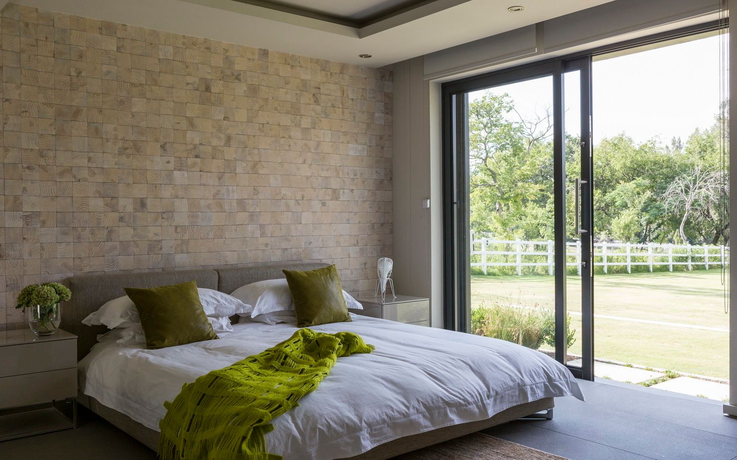 House in Blair Atholl, Nico Van Der Meulen Architects Nico Van Der Meulen Architects Modern style bedroom