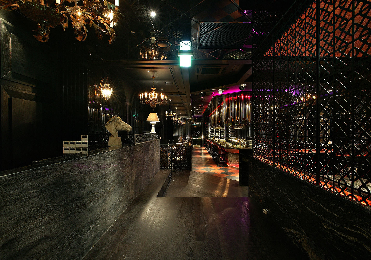 DISTRICT_Glam(Lounge) CHIHO&PARTNERS Commercial spaces Bars & clubs