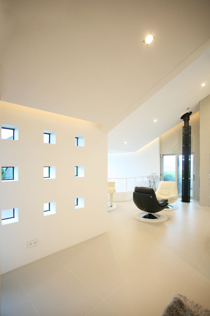 GALLERY HOUSE 미술가의 집, HBA-rchitects HBA-rchitects Minimalist living room