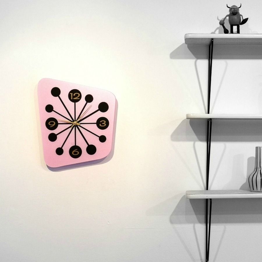 Pink Atomica Clock Hi! TIME منازل ديكورات واكسسوارات