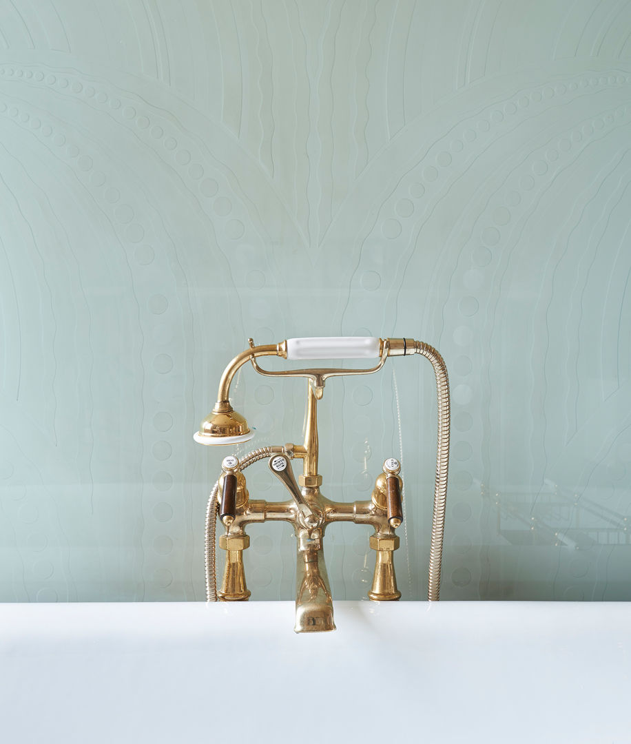 Drummond's Case Study: London Townhouse, Notting Hill homify Bathroom Fittings