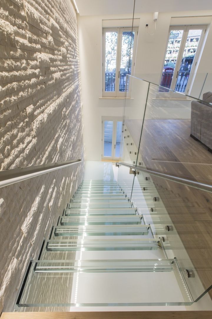 The White House, reForm Architects reForm Architects Minimalist corridor, hallway & stairs