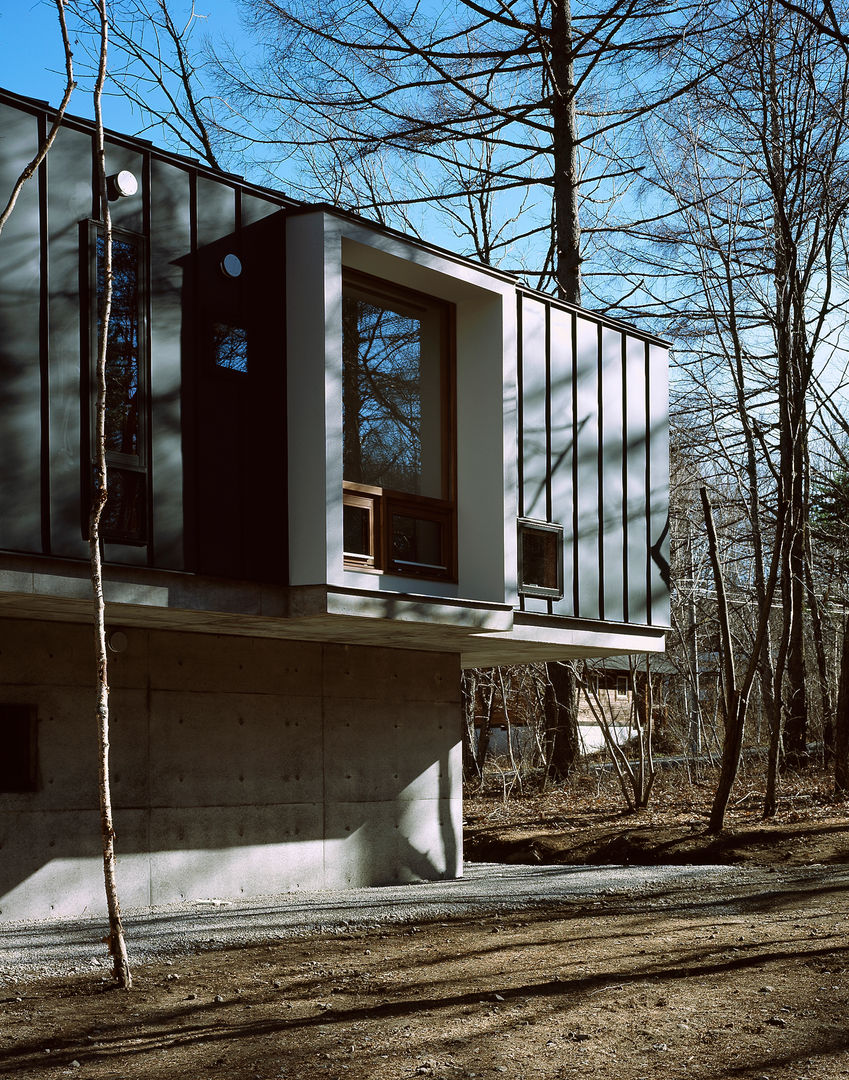 K-VILLA / 北軽井沢の別荘, 森吉直剛アトリエ/MORIYOSHI NAOTAKE ATELIER ARCHITECTS 森吉直剛アトリエ/MORIYOSHI NAOTAKE ATELIER ARCHITECTS Casas de estilo minimalista