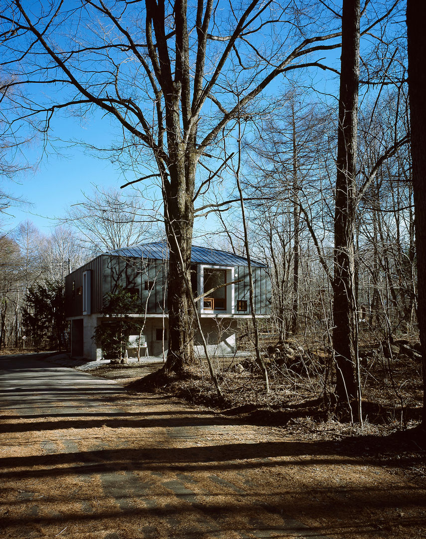 K-VILLA / 北軽井沢の別荘, 森吉直剛アトリエ/MORIYOSHI NAOTAKE ATELIER ARCHITECTS 森吉直剛アトリエ/MORIYOSHI NAOTAKE ATELIER ARCHITECTS Casas de estilo minimalista