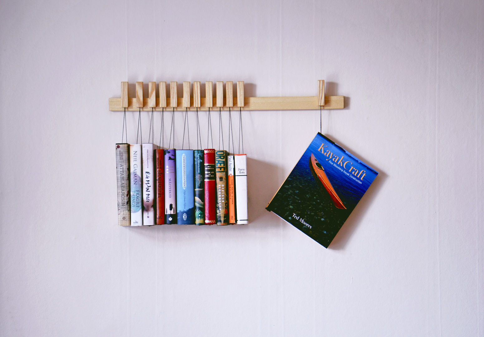 Book rack in Ash, agustav agustav Modern nursery/kids room Storage