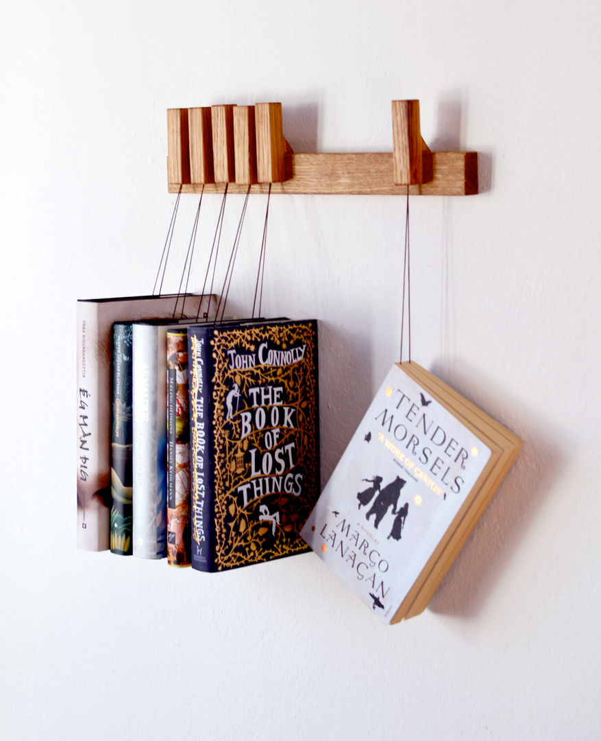 Mini book rack in Oak, agustav agustav Nowoczesny korytarz, przedpokój i schody Szafy i wieszaki